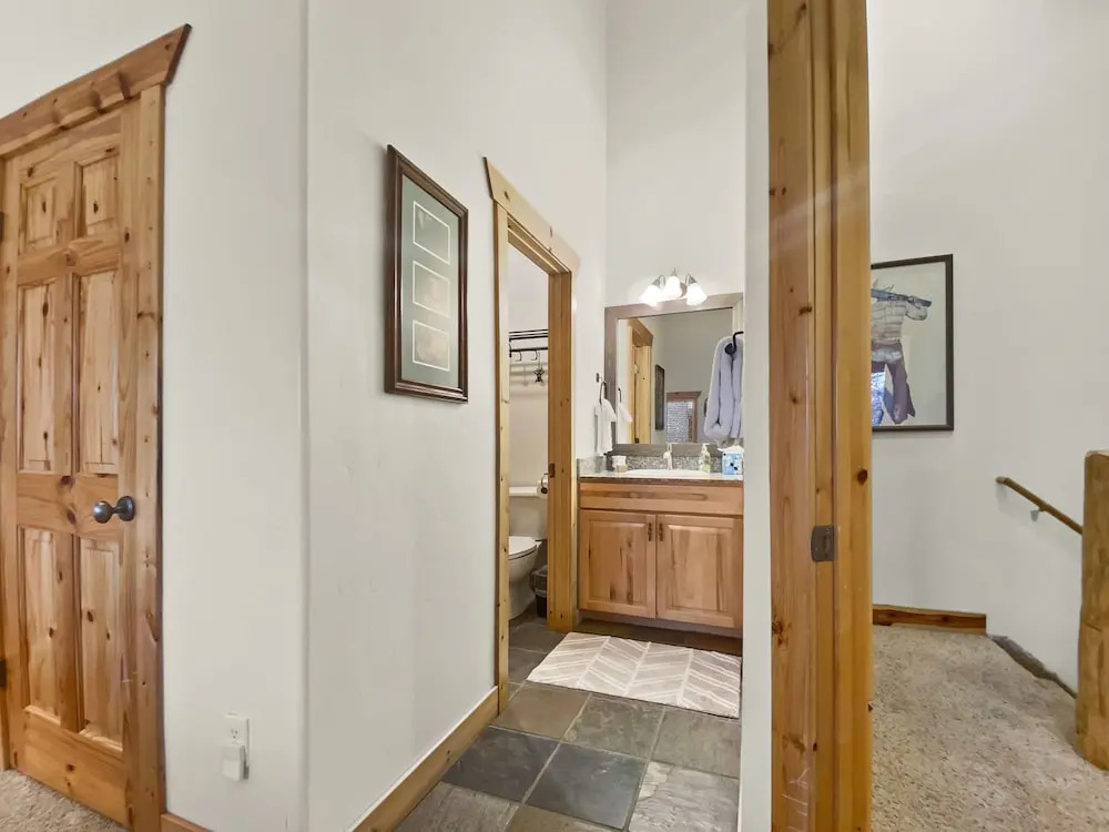 Timberwolf Lodge 6 2 Bedroom Cabin by RedAwning