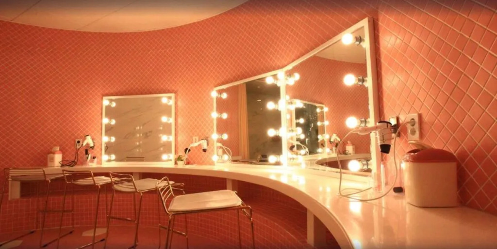 The Blue Guesthouse - Hostel