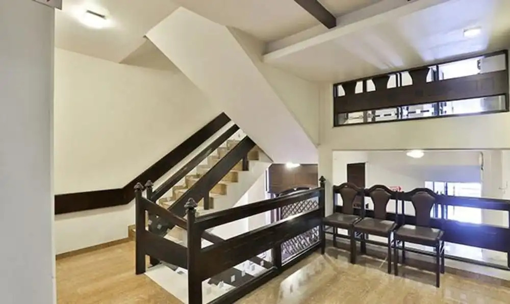 Fabhotel Prime Raajpath