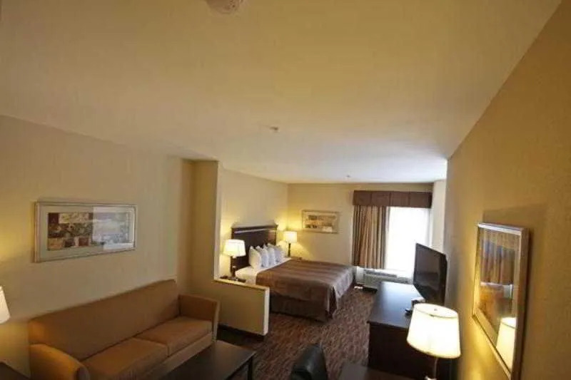 Best Western River Inn