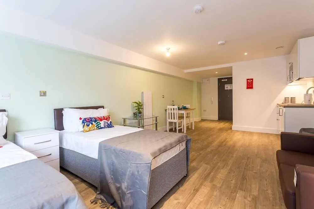 Twin Studio near Manchester!
