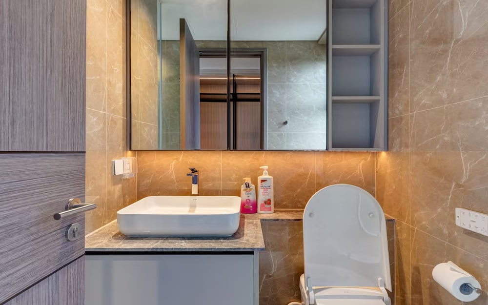 Honey The Opera Luxury Residence