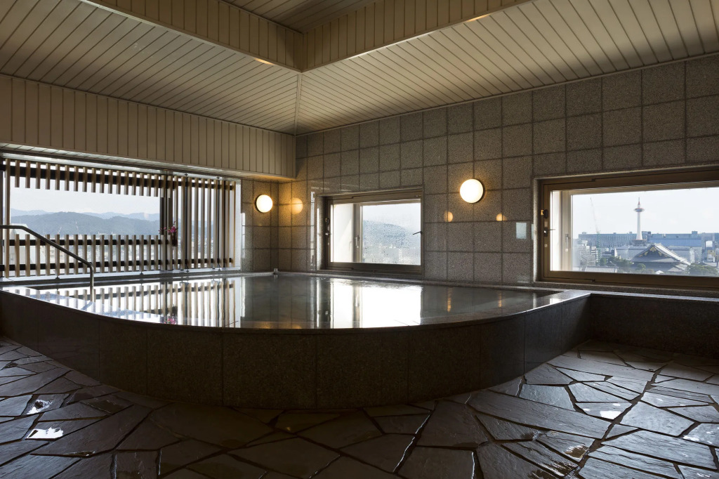 Holiday Inn Kyoto Gojo