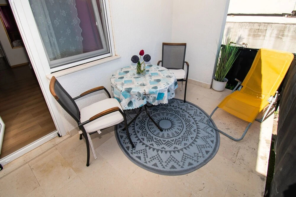 Apartments Snjezana