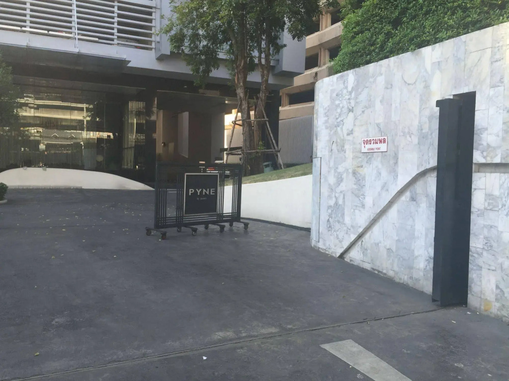 Bangkok Luxury Suites Pyne