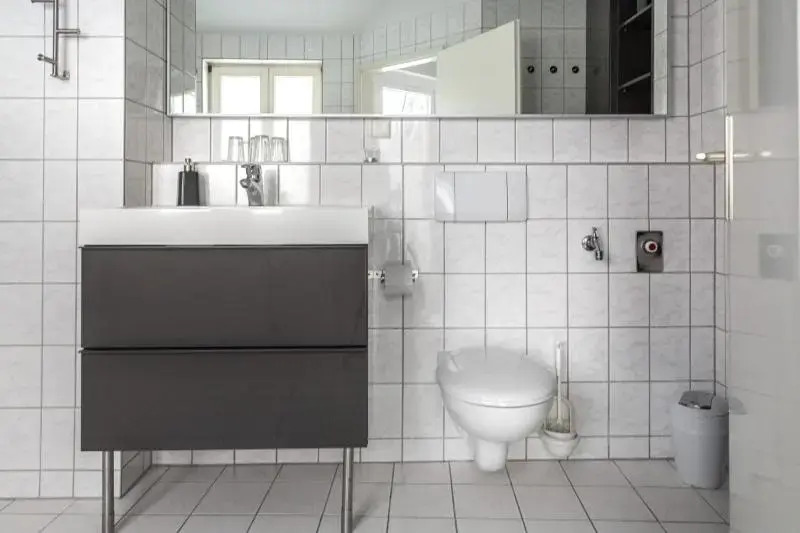 H&H Apartments im Herzen der Stadt in der Lange Strasse geräumig ruhig mit Küche und Esstisch