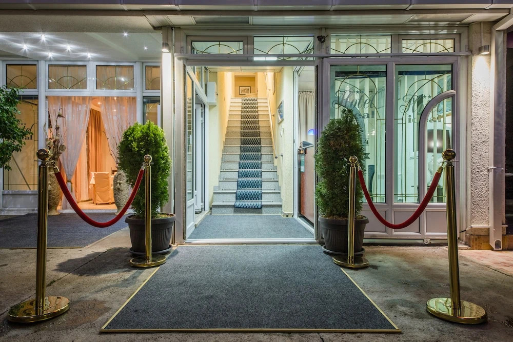 Hotel Ideal