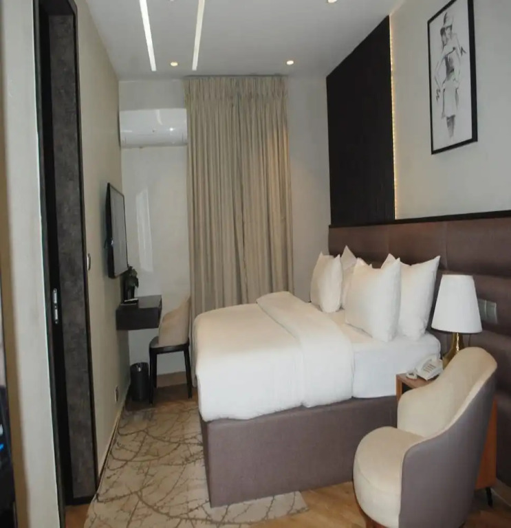 Iris Hotel Maitama