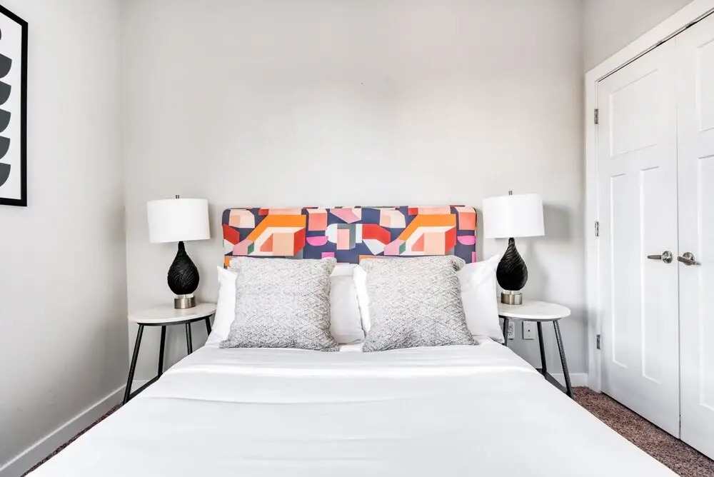 CozySuites Music Row Charming 1BR free parking 49