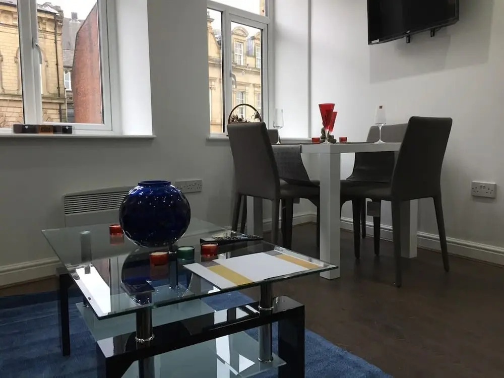 Lux Aparts Bradford Central