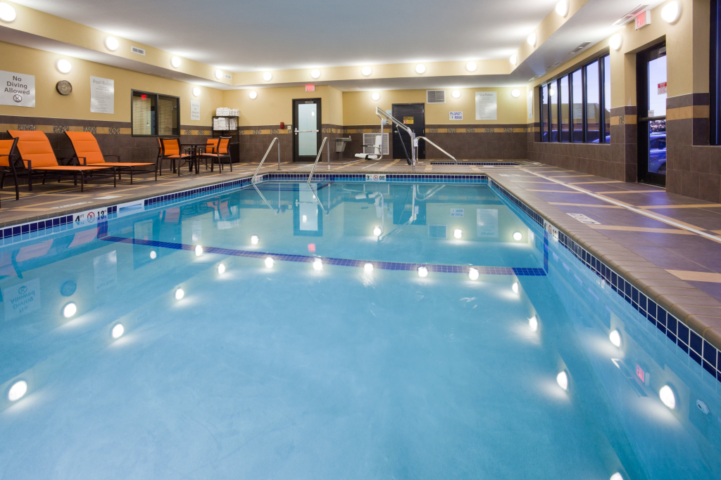 Holiday Inn Express & Suites Fort Dodge by IHG