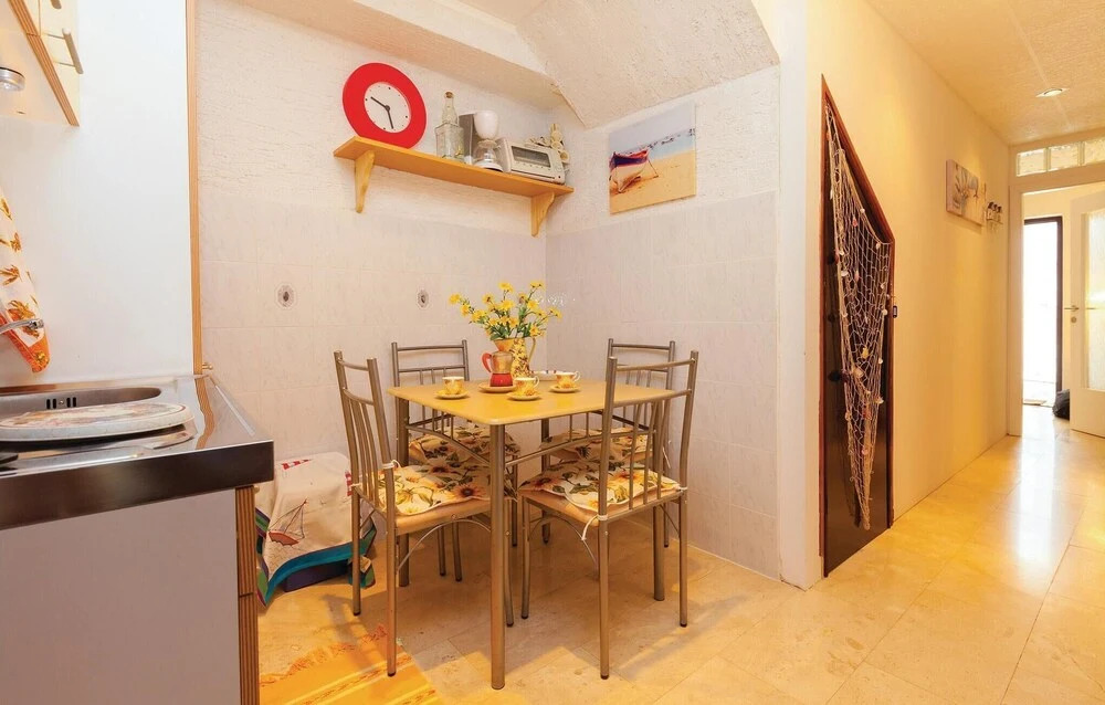 Nice Home in Selce With Wifi and 3 Bedrooms
