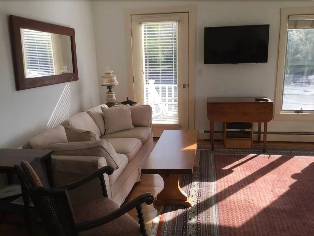 Head of the Bay - Two Bedroom Home