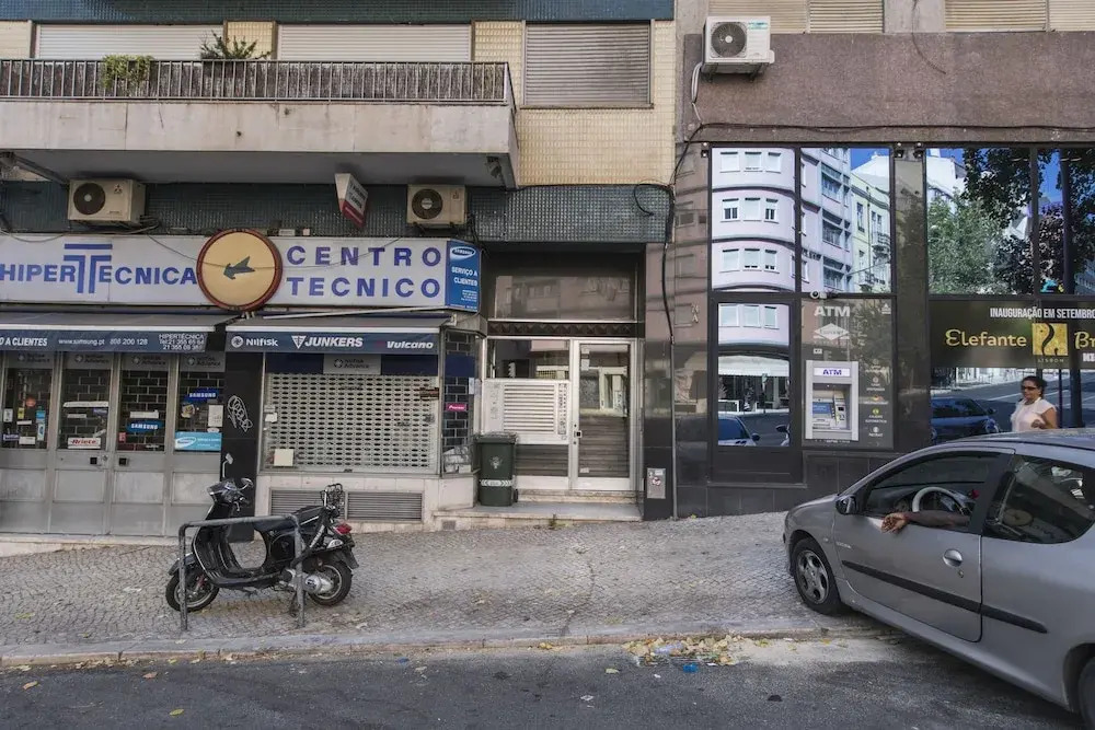 Marquês de Pombal Terrace by Lisbon Village Apartments