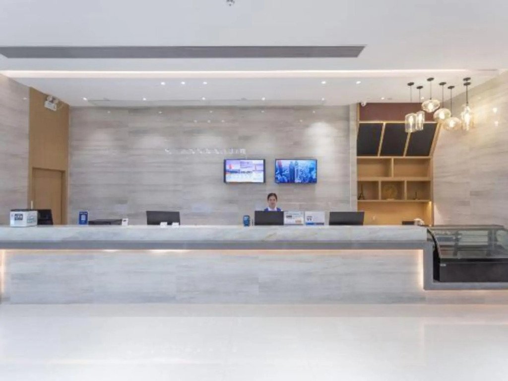 Yeste Hotel