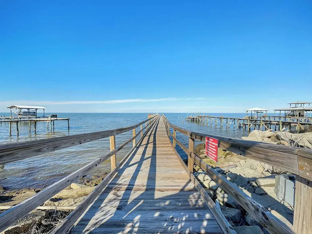 Beautiful Views Easy Beach & Bay Access