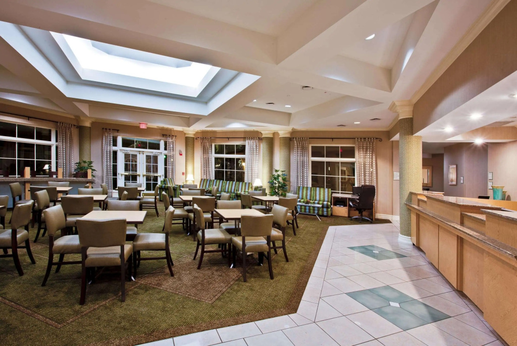 La Quinta by Wyndham USF