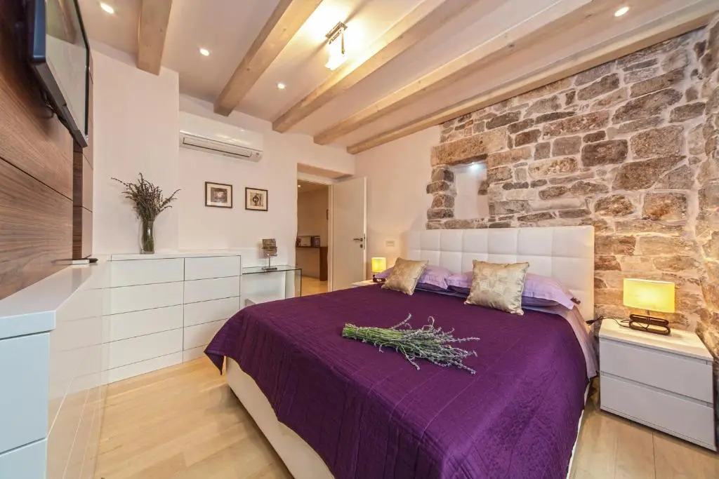 Luxury San Giovanni Apartments