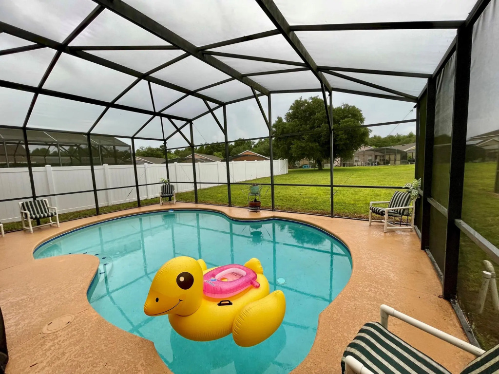 Grand Holiday 4BD Pool Home at Disney & Universal