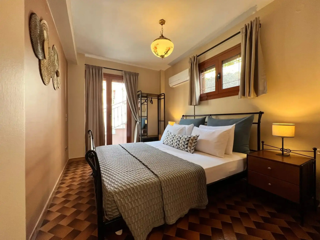 Antonios House Ithaka