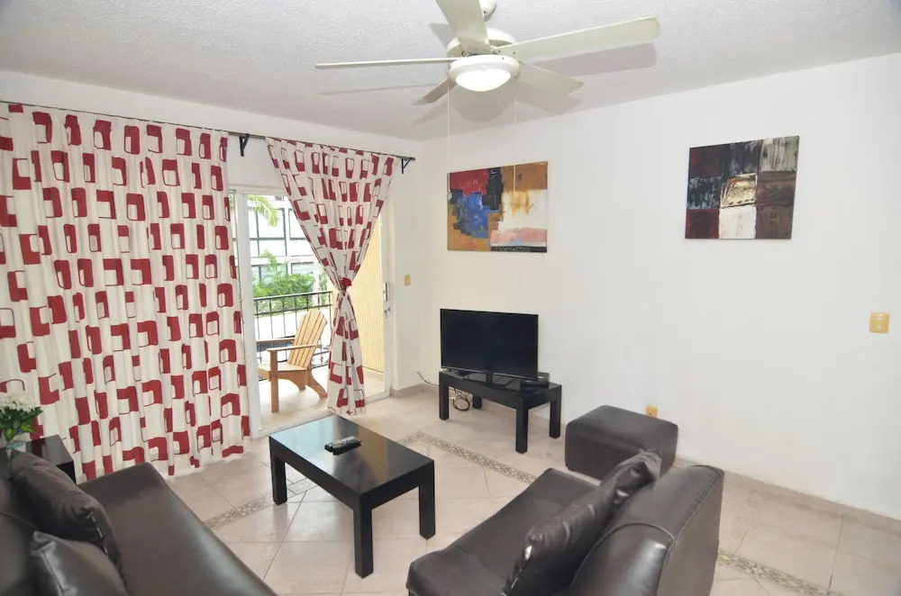 2BR Condo ground level Rinconada Del Sol