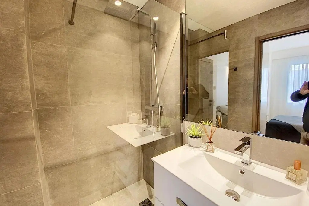 Cannes Center La Croisette Splendid 2 BR in premium residence gardens and balcony by Olam Properties