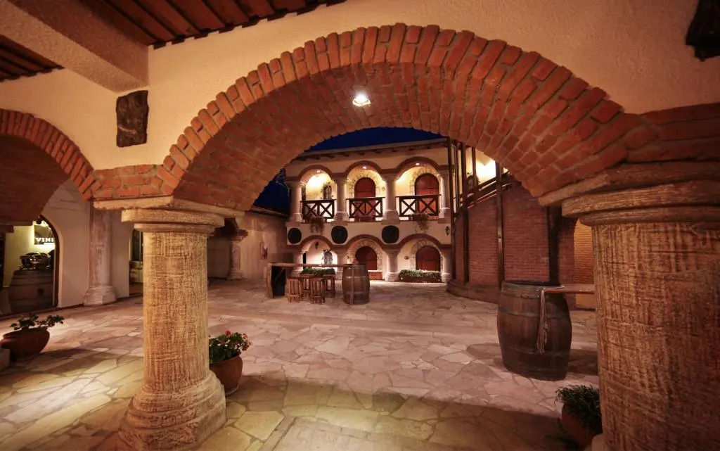 Vinifera Vineyards Hotel