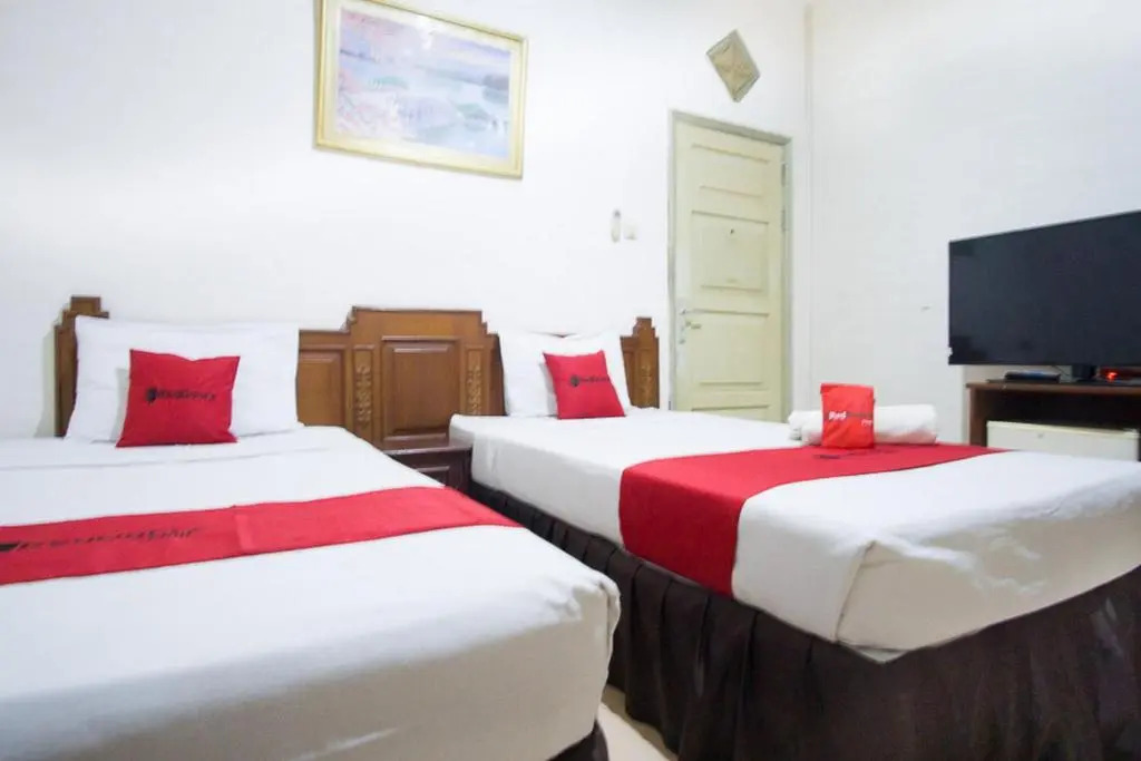 RedDoorz near Pantai Falajawa Kota Ternate