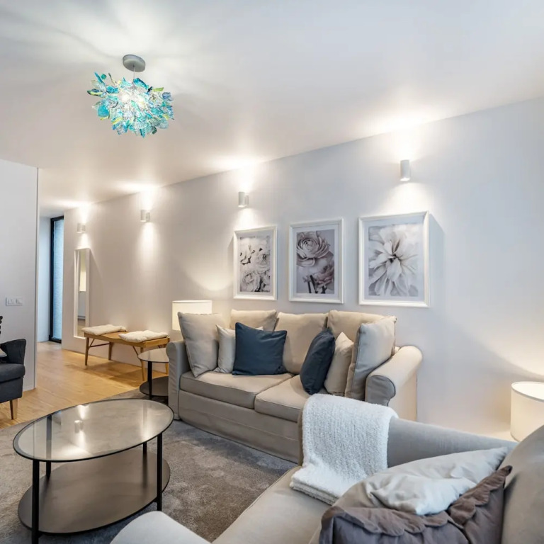 Nomad s Lux - 2bdr Almada Private Porto