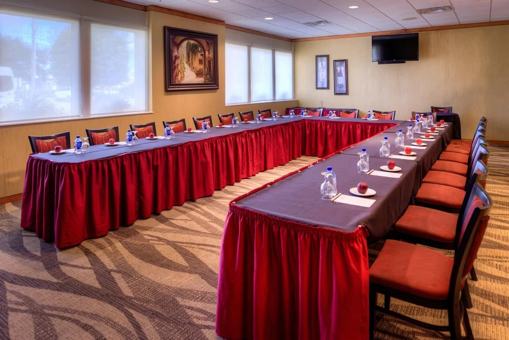 DoubleTree by Hilton Hotel Tampa Airport-Westshore