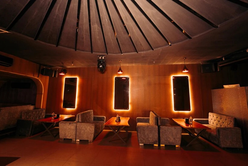 Kaki Hotel & Roof Top Restaurant