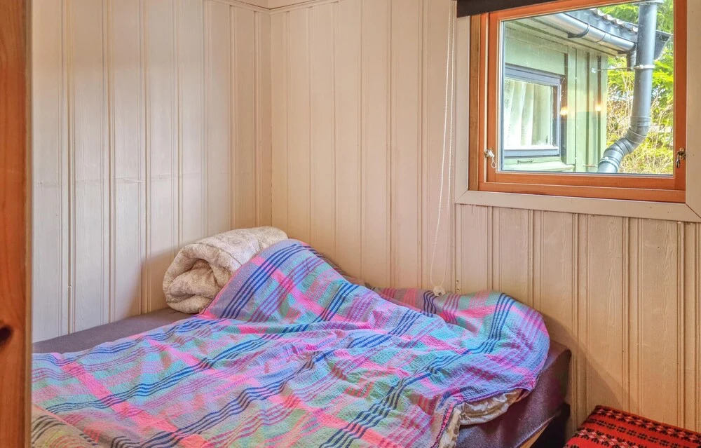 1 Bedroom Nice Home In Lyngdal