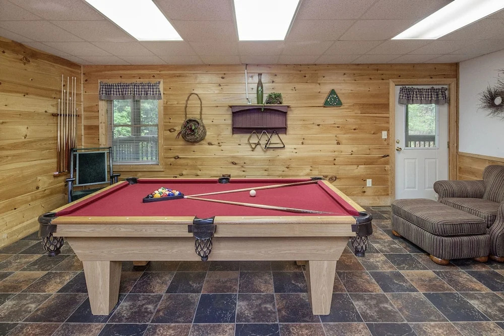 Georges by Eagles Ridge Resort