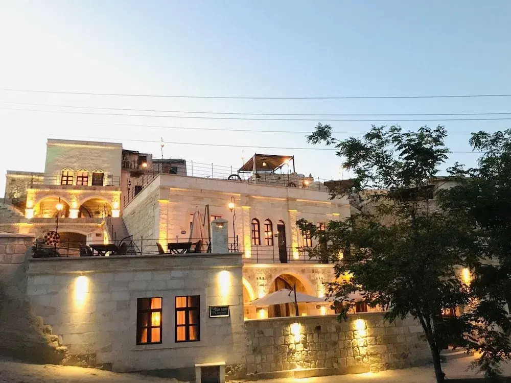 Capp Royal Cave HOTEL