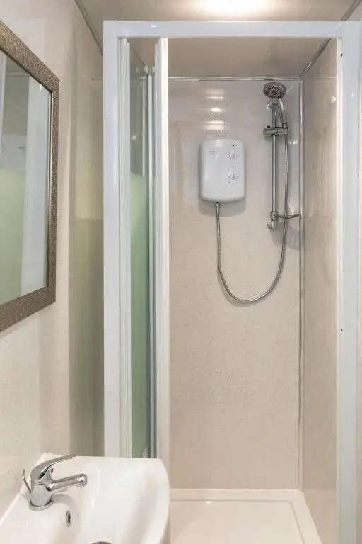 Stockton town centre studio apartments free parking and Wi-Fi