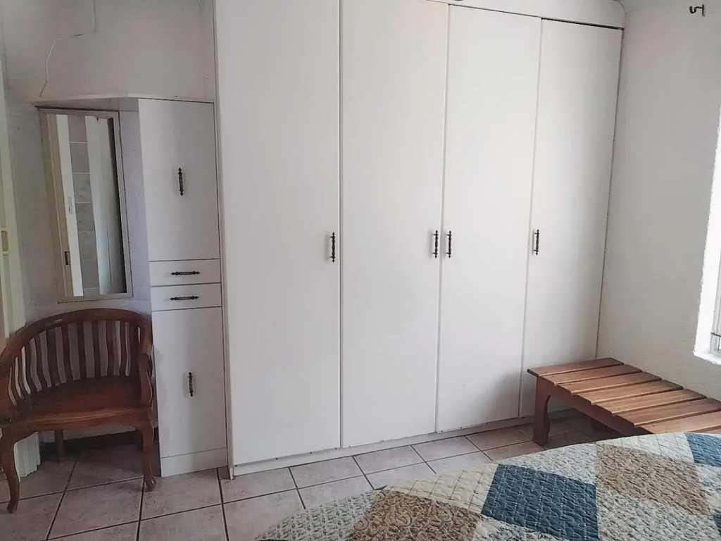 A Homely 2-bed Apartment in West Acres