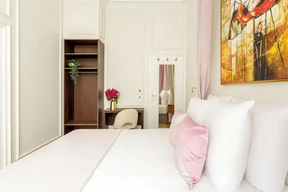Merveil Luxury Suite - Louvre Marcel III