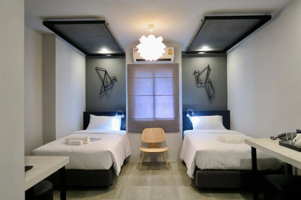 WE Terminal Hotel