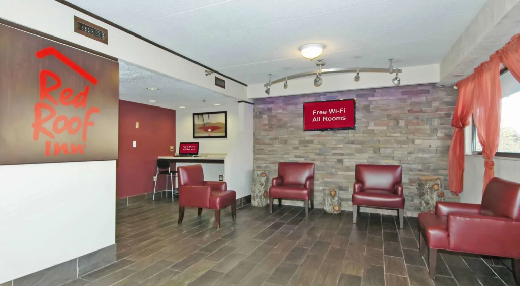 Red Roof Inn PLUS Chicago - Hoffman Estates