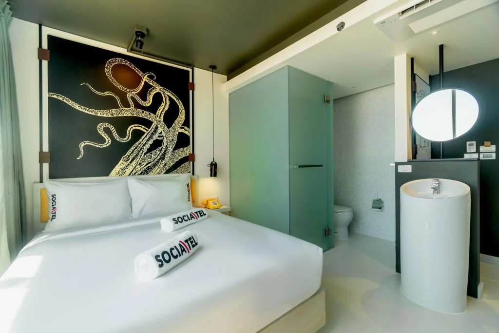SocialTel Koh Samui