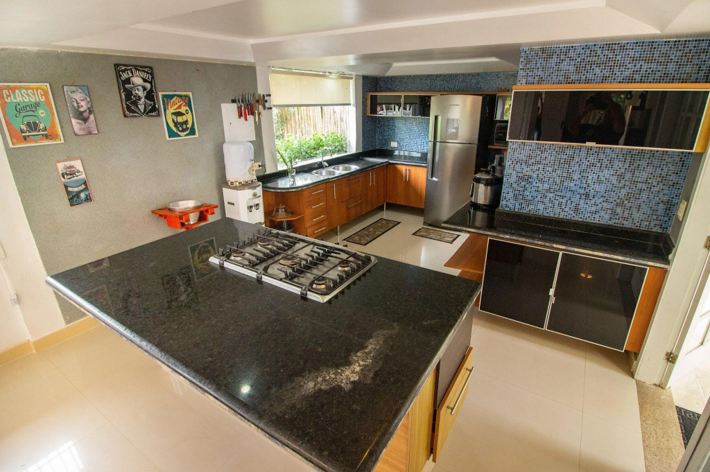 Bela Casa Próximo A Praia De Manguinhos Por Luxury Rentals