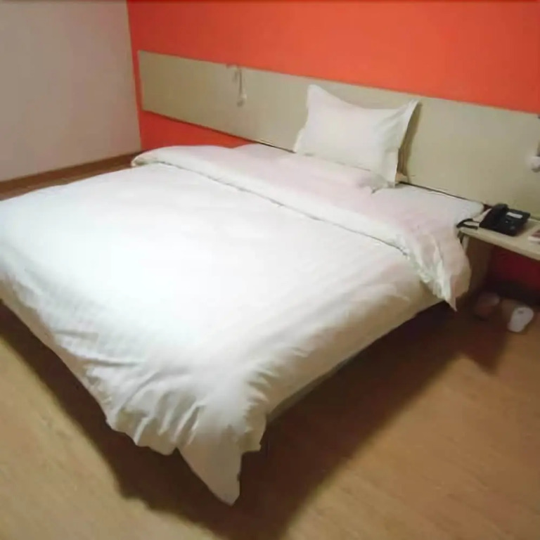 7 Days Inn
