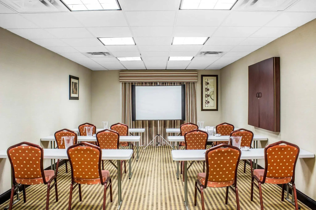 Comfort Suites Wilson - I - 95