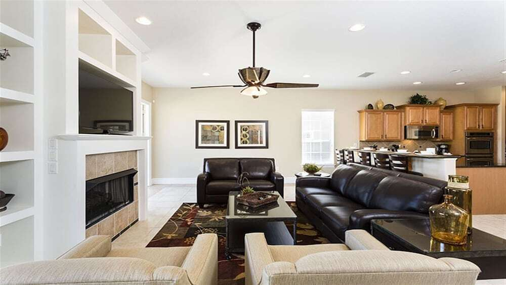 Absolutely gorgeous 4 bed orlando home