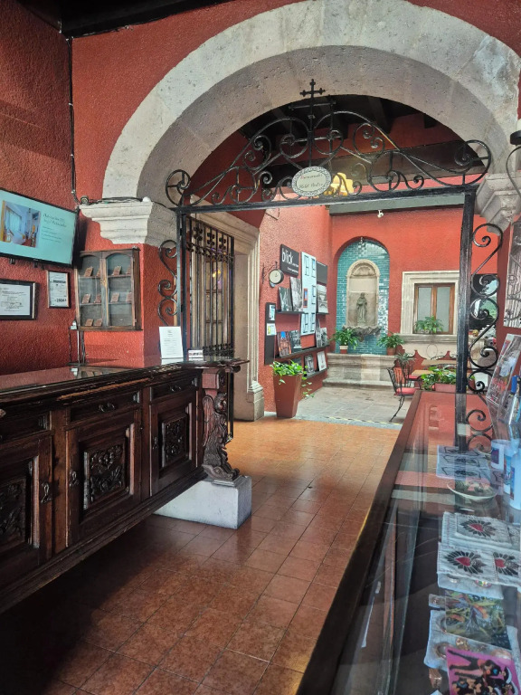 Pórtico Hotel & Galería