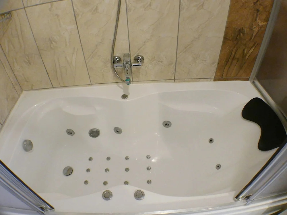 Assos Hotel