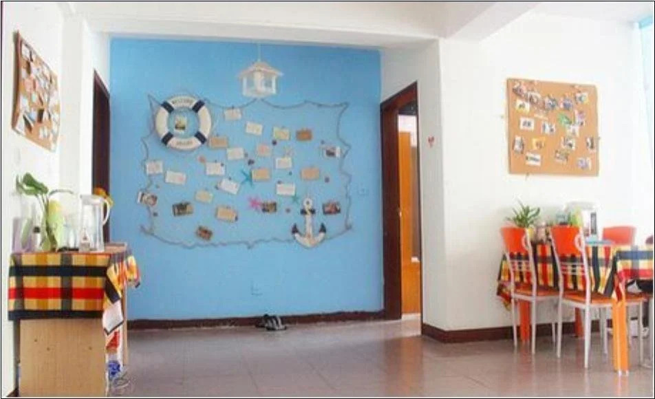 Backyard Youth Hostel