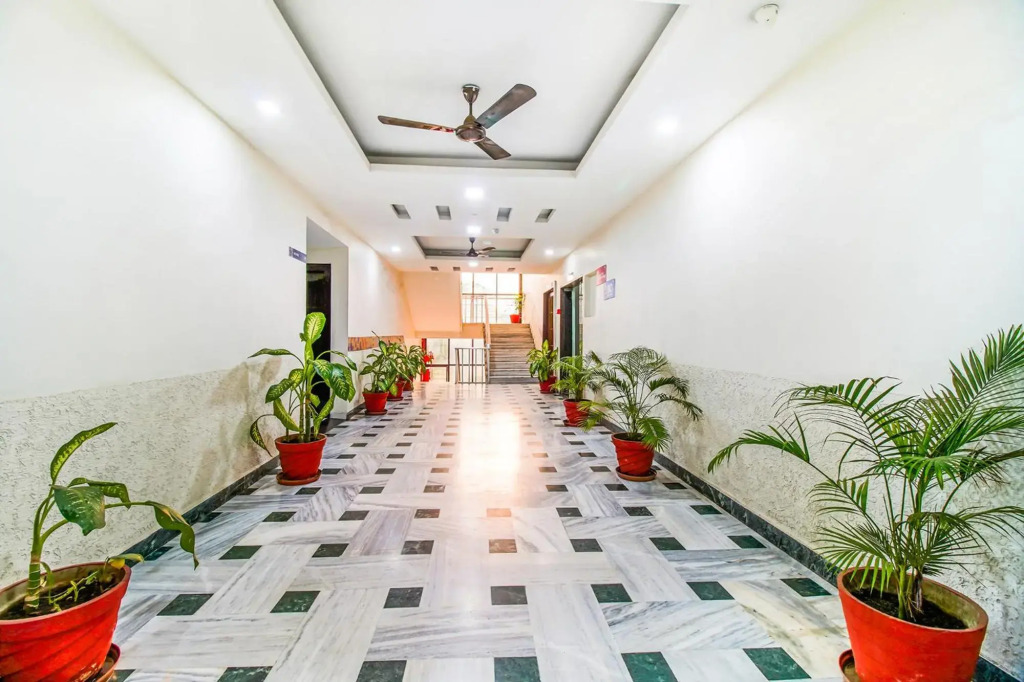 FabHotel Prime President