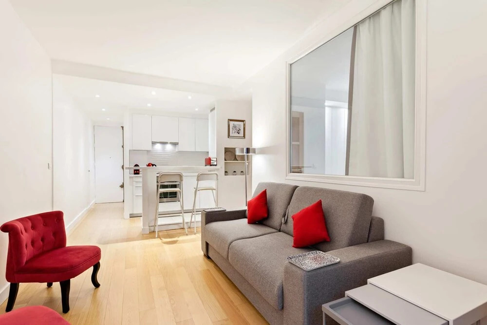 Beautiful Renovated Apartment - Marais