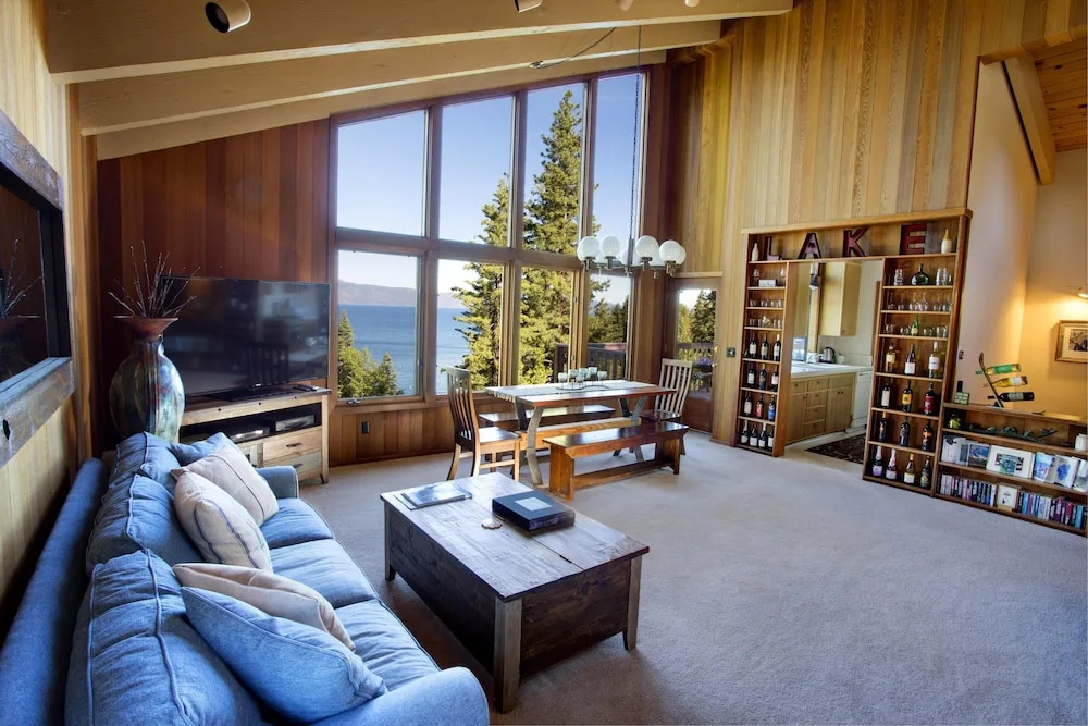 Eagles Perch Lake View Rental Cabin